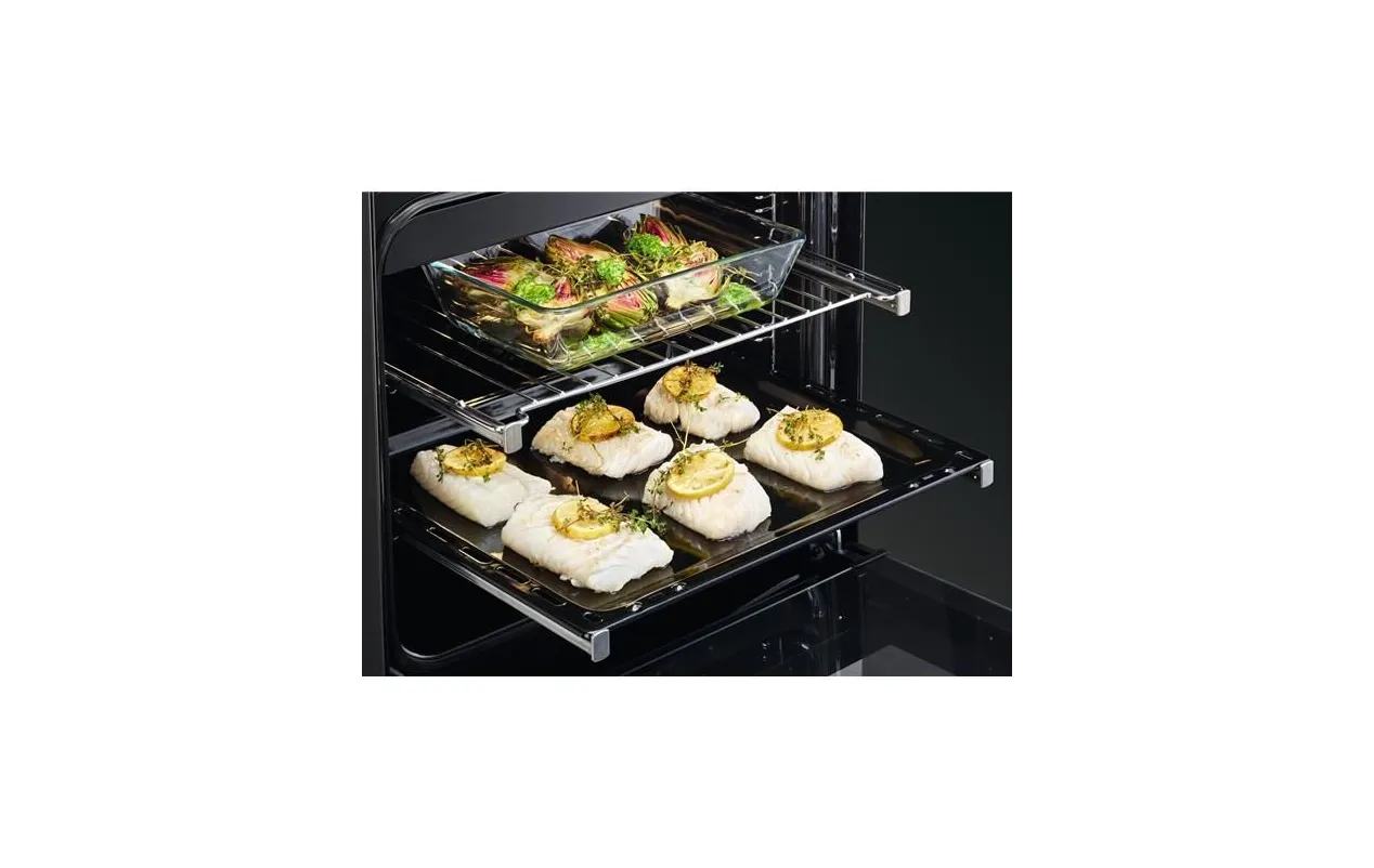 AEG CIB6490APW Cuisinière induction 60 cm Blanche – 4 zones – Four multifonction 73 L – Pyrolyse – Classe A+ – Image 3